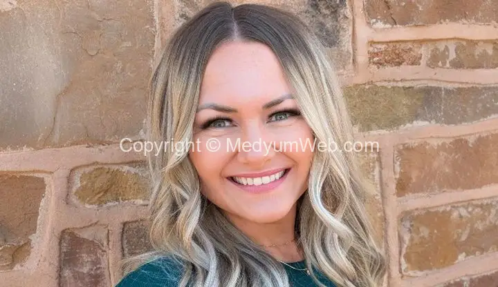 Karaisalı Arslanlı Medyum Nermin